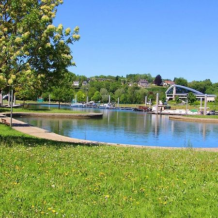 Chez Herve Et Nicky Lägenhet Charleville-Mézières Exteriör bild